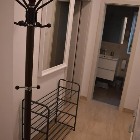 Apartment With Garden And Sea-view Ika